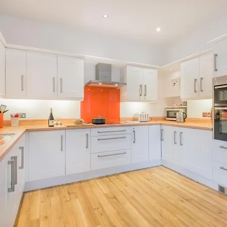 4 Bed In Ulverston Oc-sz438 Casa de Férias Lakeside
