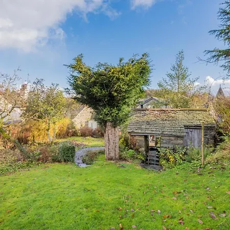 4 Bed In Finsthwaite Sz438 Holiday home Lakeside