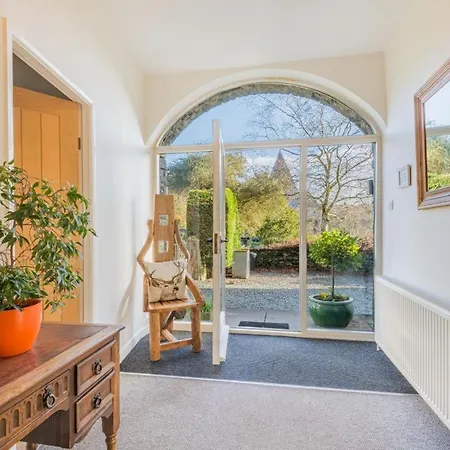 4 Bed In Finsthwaite Sz438 بيت للعطل