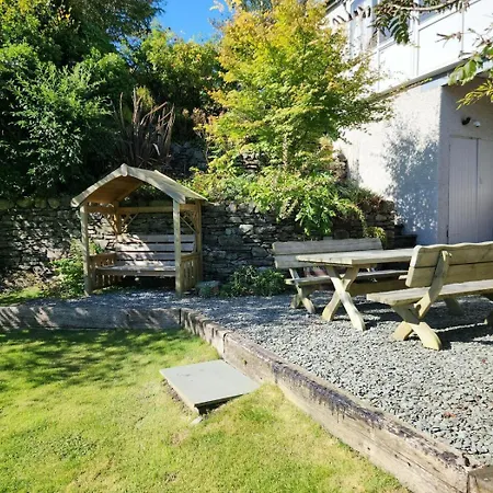 4 Bed In Ulverston Oc-sz438 בית נופש לייק סייד